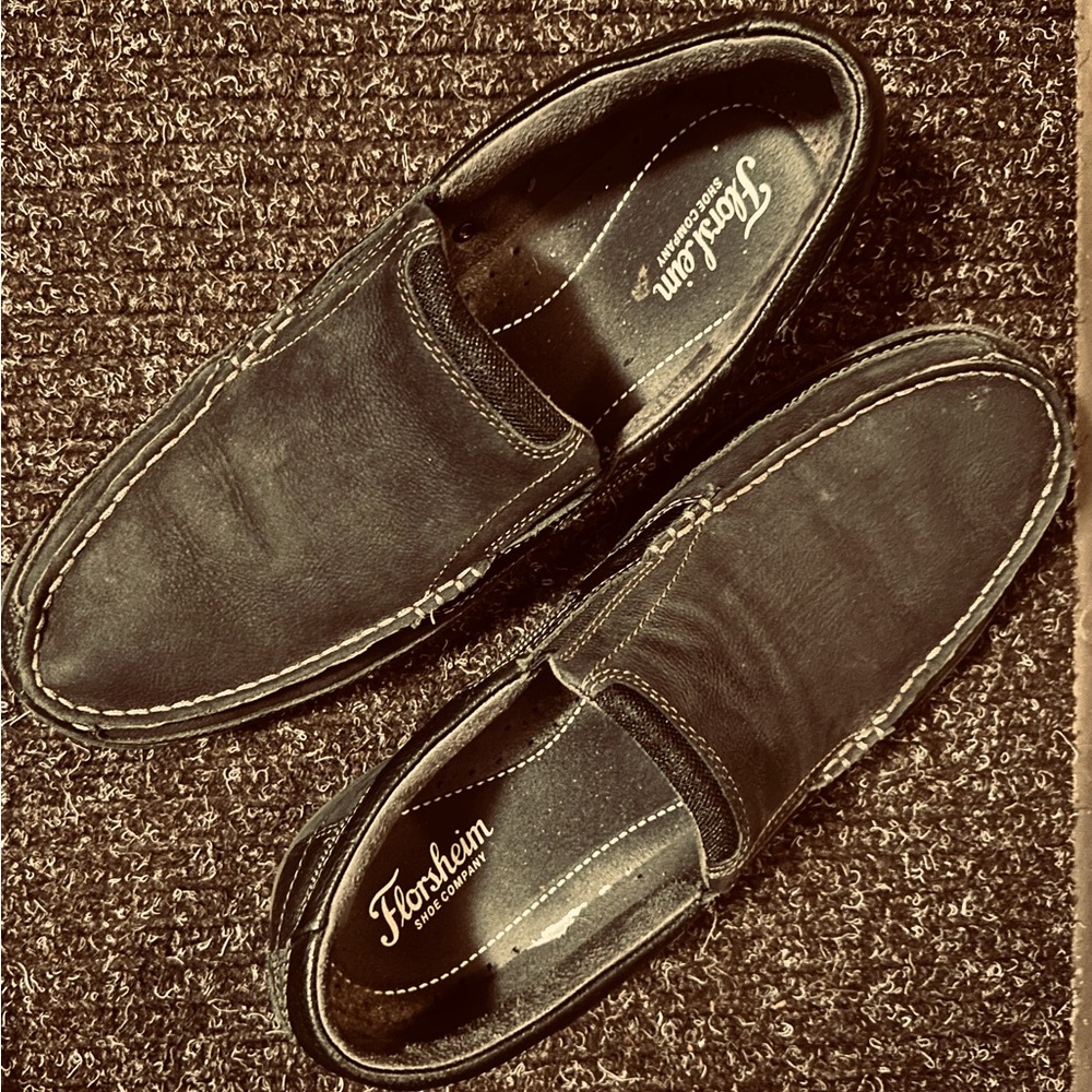 Florshien pull on shoes. Size 12. Color gray